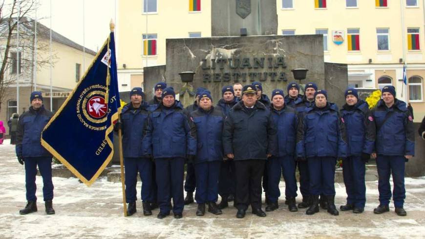 UGNIAGESIAI VALSTYBINGUMO EISENOJE