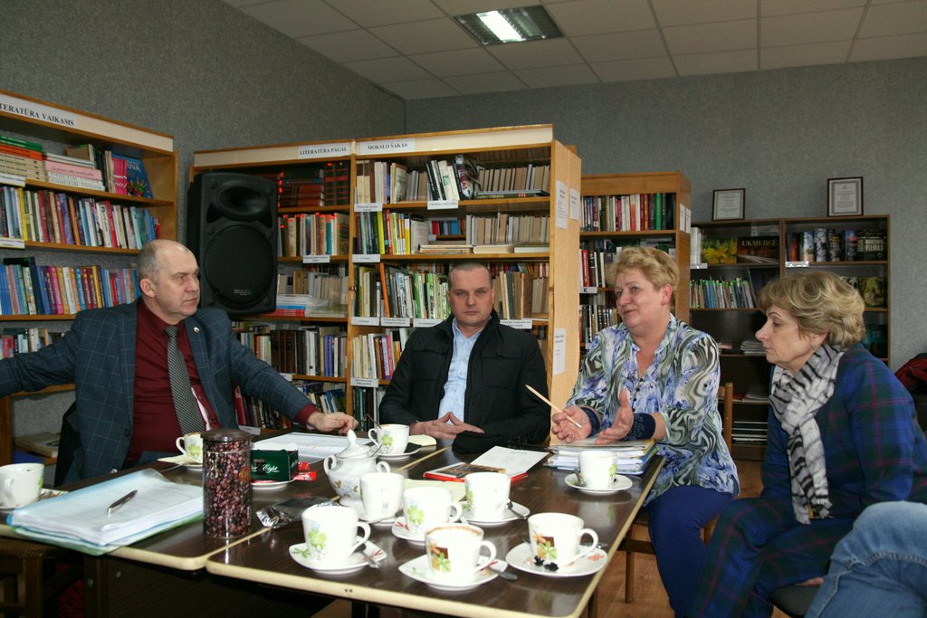 RAJONO VADOVŲ DĖMESYS STATOMAI GAISRINEI