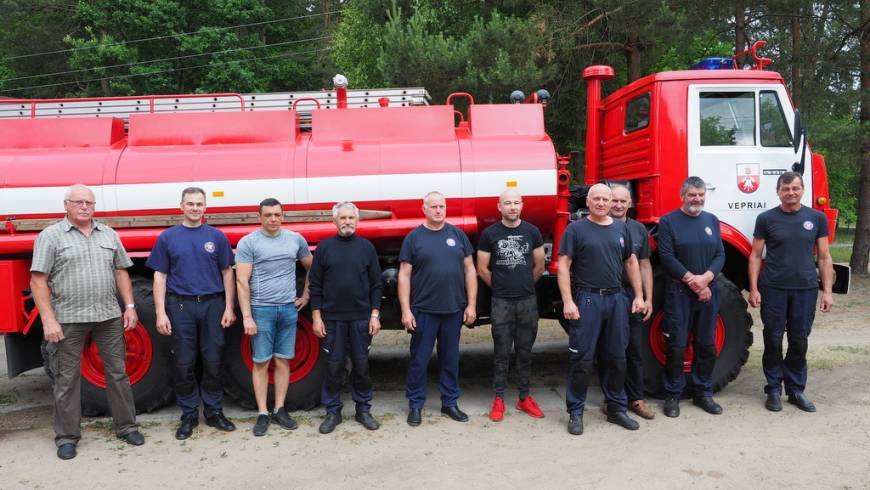 Dėmesys ugniagesių saugiam darbui