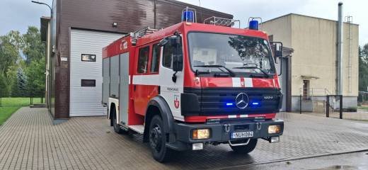 Ukmergės rajono savivaldybės priešgaisrinės tarnybos ugniagesiams gelbėtojams – naujas gaisrinis automobilis